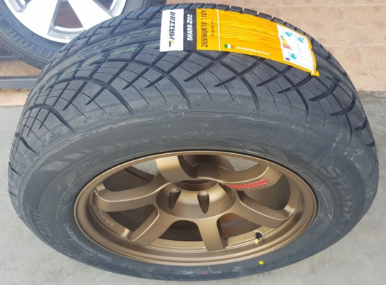 ล้อใหม่ขอบ18 TE37 SUV ก้านแดงพร้อมยางใหม่265/60/18 ปี19 ขอบ18 TE37 SUV ก้านแดง 6รู139 กว้าง9  ET0 ยาง265/60/18 ปี19 MAZZINI ***บริการเงินผ่อน บัตรAEON สอบถามรายละเอียดได้ครับ*** ราคาพร้อม เปลี่ยน ถ่วง  (ส่งต่างจังหวัด) (รับเทรินราคาร้าน) **รับบัตรเครดิตทุ