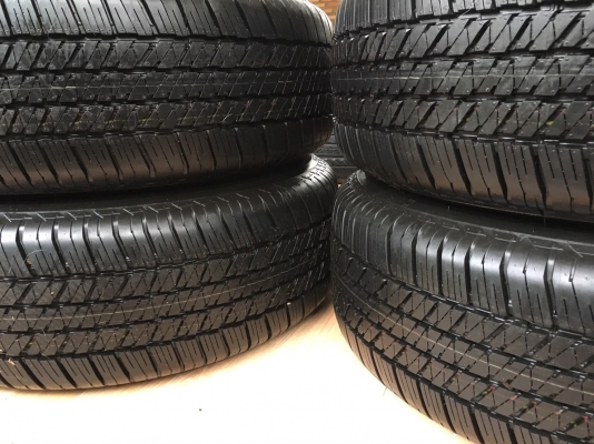 ล้อแม็กซ์ป้ายแดง ฟอร์จูนเนอร์ 18 สภาพใหม่ถอดป้ายแดง ยางบริดโตนปี 19 ตุ่มหน้าสีเส้นยังอยู่