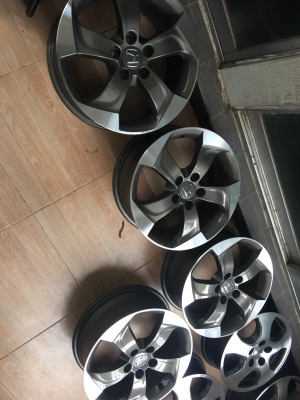 ล้อแม็กซ์ Honda HR-V 17 สภาพไม่ซ่อมไม่ดุ้ง