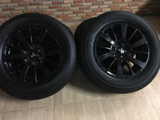 แม็กซ์ป้ายแดง ปาเจโรสปอร์ต อีลีท 2019 ยางบริดโตน 265/60/18 ปี 19 เส้นสียังอยู่ชัดเจน