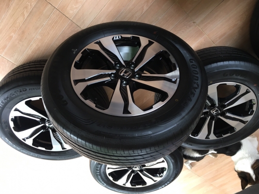 ล้อแม็กซ์ป้ายแดง Honda Crv 17 พร้อมยาง Goodyear 235/65/17 ปี 19