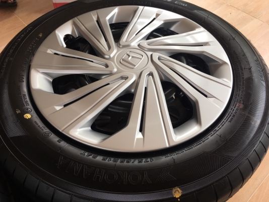 ล้อกะทะป้ายแดง City 15 พร้อมยาง Yogohama 175/65/15 ปี 19