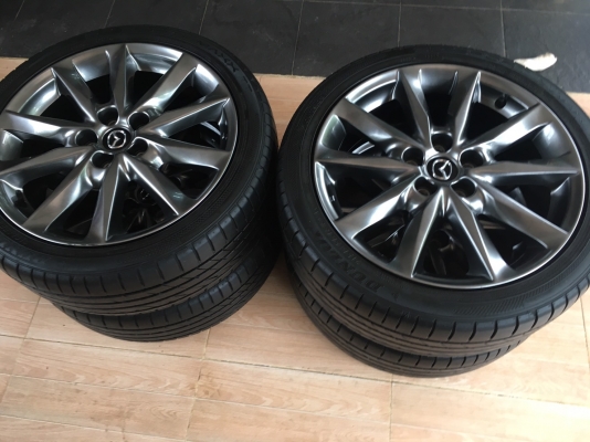 ล้อแม็กซ์ Mazda3 Skyactiv 18 พร้อมยาง Dunlop 215/45/18 ปี 17
