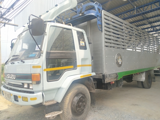 6 ล้อใหญ่ ISUZU FTR 195 แรงม้า ยาว 7.20ม.* รถสวยเดิม+สภาพพร้อมใช้งาน * รถห้างแท้ * มีเล่มพร้อมโอน * 