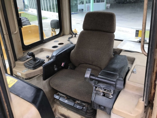 PCC TRADER - ขายรถดันดิน CAT ร่น D5M-XL รถสวยสภาพดี ราคาไม่แพงครับ