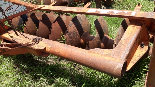 ขายตามสภาพ ผาล7 KK ติดมากับรถไถ Ford