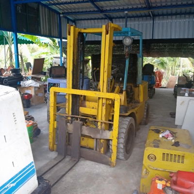 รถยก mitsubishi เครื่องยนต์ดีเซลขนาด 3 ตันเสาสูง 3 เมตรพร้อมใช้ รถยก mitsubishi เครื่องยนต์ดีเซลขนาด 3 ตันเสาสูง 3 เมตรพร้อมใช้