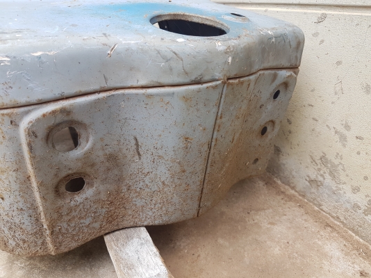 ท่อฟอร์ดและฝาครอบถังน้ำมัน