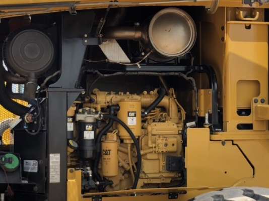 ขายรถตักล้อยาง CAT 924K ปี 2014 แขนยาวพิเศษ นำเข้าเองจากญี่ปุ่น สภาพสวยพร้อมใช้งาน มีVDOการทำงานครับ ขายรถตักล้อยาง CAT 924K ปี 2014 แขนยาวพิเศษ นำเข้าเองจากญี่ปุ่น สภาพสวยพร้อมใช้งาน มีVDOการทำงานครับ