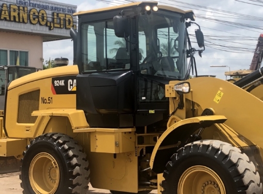 ขายรถตักล้อยาง CAT 924K ปี 2014 แขนยาวพิเศษ นำเข้าเองจากญี่ปุ่น สภาพสวยพร้อมใช้งาน มีVDOการทำงานครับ ขายรถตักล้อยาง CAT 924K ปี 2014 แขนยาวพิเศษ นำเข้าเองจากญี่ปุ่น สภาพสวยพร้อมใช้งาน มีVDOการทำงานครับ
