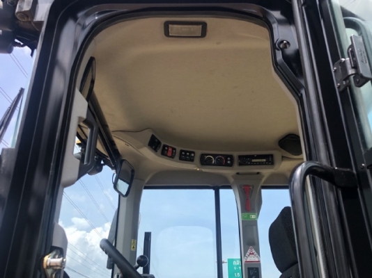 ขายรถตักล้อยาง CAT 924K ปี 2014 แขนยาวพิเศษ นำเข้าเองจากญี่ปุ่น สภาพสวยพร้อมใช้งาน มีVDOการทำงานครับ ขายรถตักล้อยาง CAT 924K ปี 2014 แขนยาวพิเศษ นำเข้าเองจากญี่ปุ่น สภาพสวยพร้อมใช้งาน มีVDOการทำงานครับ