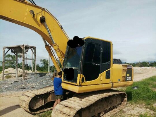 ขาย KOMATSU PC200-8A ปี49 10,000ชม.ไฟครบ เอวแน่น แอร์เย็นเอกสารเล่มทะเบียนราคา 1,050,000