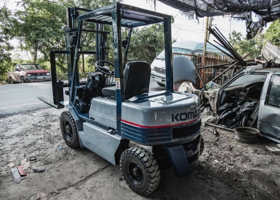 ขายรถโฟล์คลิฟท์ KOMATSU FD20-11 ดีเซล 2 ตัน เสา 3 เมตร