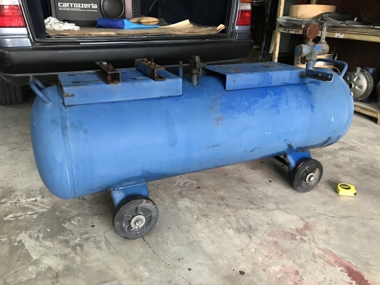 ขายถังลม PUMA air compressor ขนาด 150 ลิตร สภาพสวยมาก พร้อมล้อ