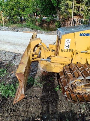 ขายจ้า..รถดันดิน KOMATSU D20P-8 เก่านอกแท้  สภาพสวย พร้อมใช้  โทร 089-3818694 จ๊อย