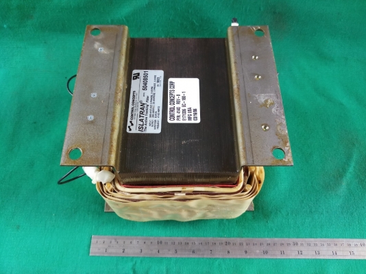หม้อแปลงไฟ ISLATRAN input:380-415VAC output:200-240VAC สามเฟสไทย แปลงเป็นสามเฟสญี่ปุ่นค่ะ ขนาด 8.4KV หม้อแปลงไฟ ISLATRAN input:380-415VAC output:200-240VAC สามเฟสไทย แปลงเป็นสามเฟสญี่ปุ่นค่ะ ขนาด 8.4KV