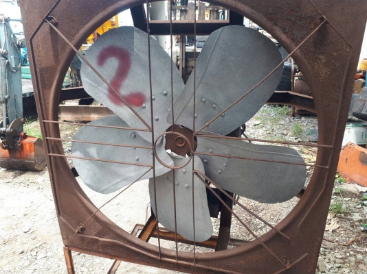 ขาย พัลมโรงงาน พัดลมอุตสาหกรรม ใบพัด 35 นิ้ว พร้อมมอเตอร์ ไฟ 3 เฟส ขาย พัลมโรงงาน พัดลมอุตสาหกรรม ใบพัด 35 นิ้ว พร้อมมอเตอร์ ไฟ 3 เฟส