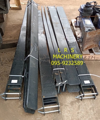 ปลอกงารถโฟล์คลิฟท์ รถ 3 ตัน