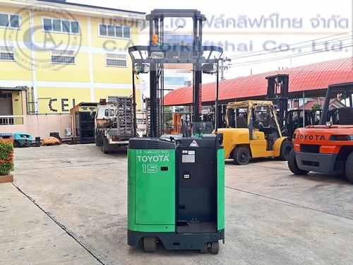 ขาย รถโฟล์คลิฟท์ไฟฟ้า TOYOTA รุ่น 7-FBR15