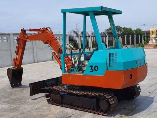 ขายด่วนรถแบคโคมิสซูHS30L3มิสซูเทียบเท่าPC30เครื่องมิสซู4สูบปั่มแรงรถนอกเพิ่งนำเข้ามาใหม่ยังไม่เคยใช้งานในเมืองไทยเลย