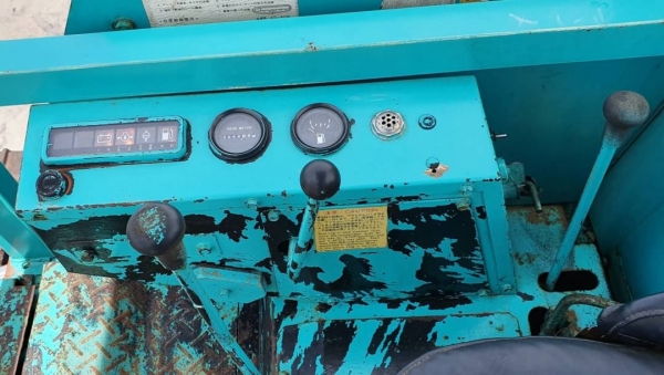 ขายด่วนรถแบคโคมิสซูHS30L3มิสซูเทียบเท่าPC30เครื่องมิสซู4สูบปั่มแรงรถนอกเพิ่งนำเข้ามาใหม่ยังไม่เคยใช้งานในเมืองไทยเลย