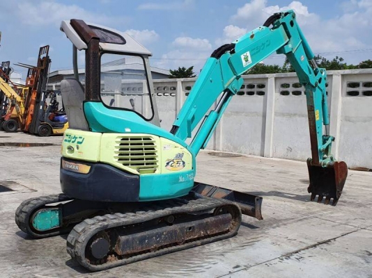 ขายด่วนถูกๆ325,000บาทรถแบคโฮยันม่าB30-5เทียบเท่าPC30น้ำหนัก3ตันรถนอกเพิ่งนำเข้ามายังไม่เคยใช้งานในเมืองไทยเลย