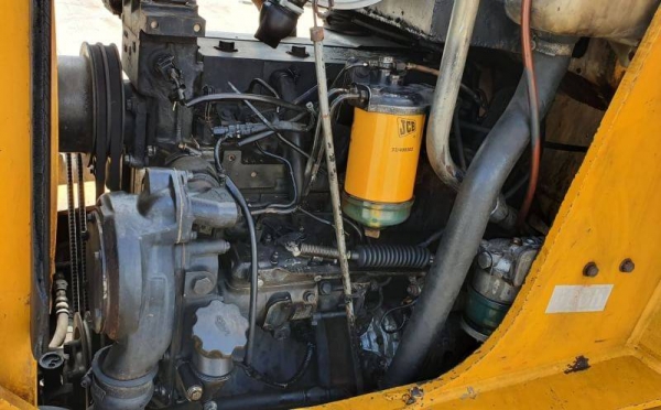 ขายด่วนรถตักJCBตักหน้าขุดหลัง3CXขนาดใหญ่7ตันตัก2.5คิวยกสูง3เมตรเกียร์ทอร์คเครื่องดีเซล4สูบปั้มแรงรถเพื่งนำเข้า