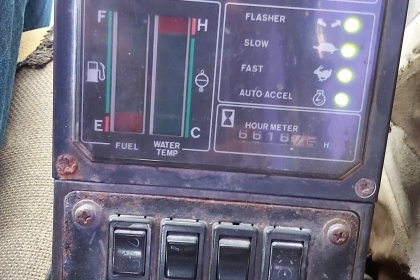 ขาย!! >>> Kobelco SK60mark3 สภาพดี ราคาน่าคบ <<< เบอร์ติดต่อ 098-7155789 086-4631102