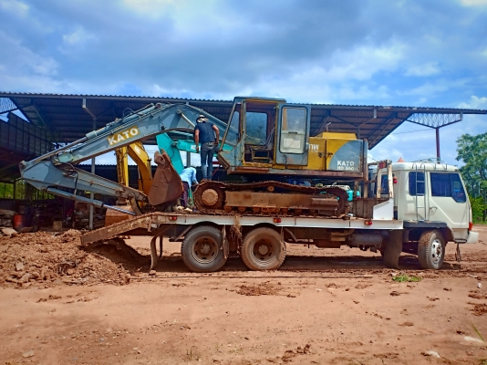 ขายแมคโคร KATO เทียบเท่า PC150 พร้อมหัวแย็ก