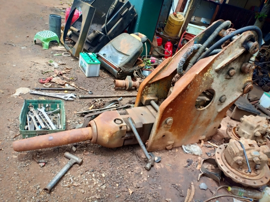 ขายแมคโคร KATO เทียบเท่า PC150 พร้อมหัวแย็ก