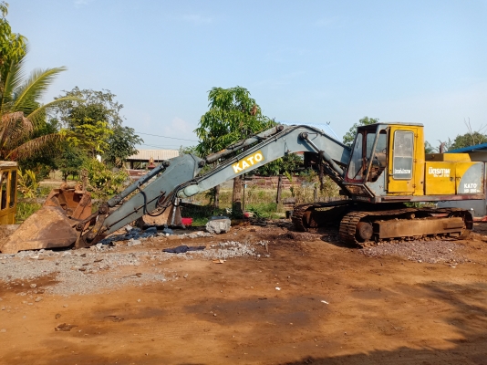 ขายแมคโคร KATO เทียบเท่า PC150 พร้อมหัวแย็ก