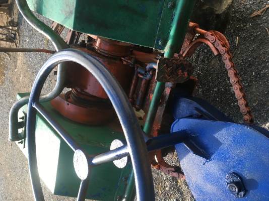 รถไถนั่งขับจักรวาลยนต์ สามเกียร์ พร้อมใช้ รถไถนั่งขับจักรวาลยนต์ สามเกียร์ พร้อมใช้