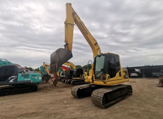 ขาย!! &gt;&gt;&gt; Komatsu Pc130 รุ่น 8 สภาพดี มีอินวอย 8,000 ชม. &lt;&lt;&lt; เบอร์ติดต่อ 098-7155789 086-4631102