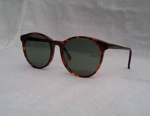 แว่นตาเจแปนิสแฮนด์เมดทศวรรษที่ 2010's  กรอบ 'อะซีเทต - ลายกระ'  เก่าเก็บ / สภาพเทพ / เหมือนใหม่ !  โมเดลอาร์ติสท์ 'หยดน้ำ แพนโต้ จอห์น เลนนอน'  เลนส์กระจกคริสตัล 'สีเขียวควันไฟ'  Authentic TRAD H