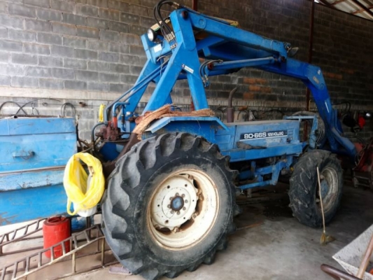 รถไถติดคีบ