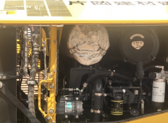 ขายรถตักล้อยาง KOMATSU WA320-6 ปี 2012 นำเข้าเองจากญี่ปุ่น สภาพสวยพร้อมใช้ มีVDOการทำงานครับ ขายรถตักล้อยาง KOMATSU WA320-6 ปี 2012 นำเข้าเองจากญี่ปุ่น สภาพสวยพร้อมใช้ มีVDOการทำงานครับ