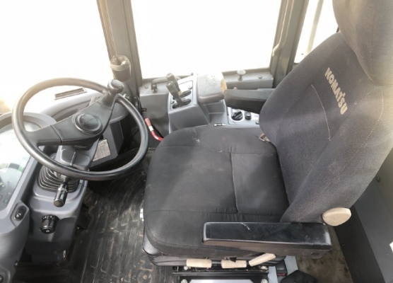 ขายรถตักล้อยาง KOMATSU WA320-6 ปี 2012 นำเข้าเองจากญี่ปุ่น สภาพสวยพร้อมใช้ มีVDOการทำงานครับ ขายรถตักล้อยาง KOMATSU WA320-6 ปี 2012 นำเข้าเองจากญี่ปุ่น สภาพสวยพร้อมใช้ มีVDOการทำงานครับ