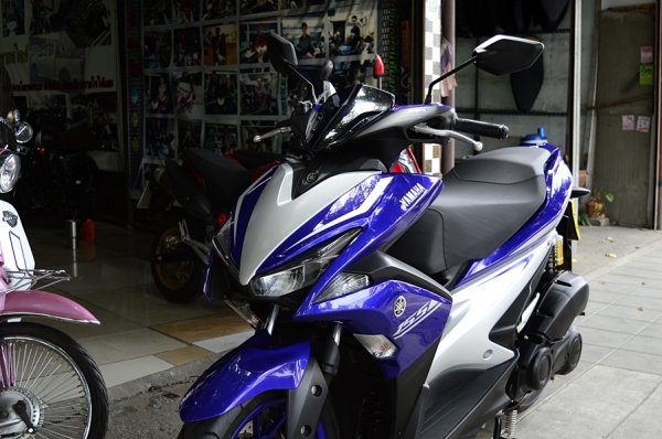 aerox ปี2019 สีนํ้าเงินเทา ปีนี้เลยครับ เครื่องดี สีเดิมสวยๆเลยครับ 50900