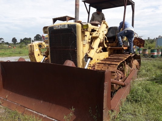 ขายรถ แทรกเตอร์ CAT D8R