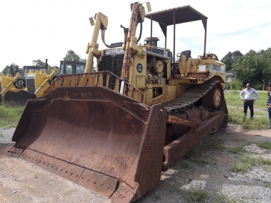 ขายรถ แทรกเตอร์ CAT D8R