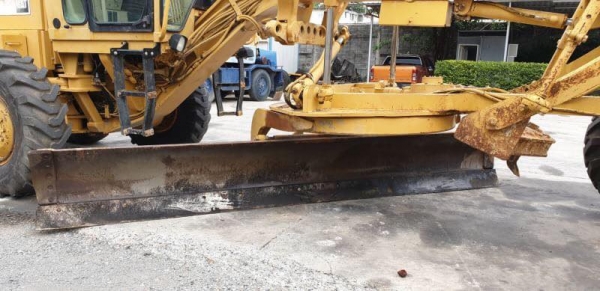 รถเกรดCat 140H S/N 2ZK7676 รถเกรดCat 140H S/N 2ZK7676