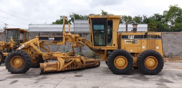 รถเกรดCat 140H S/N 2ZK7676 รถเกรดCat 140H S/N 2ZK7676
