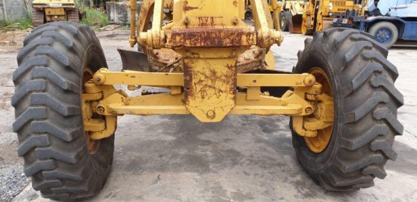 รถเกรดCat 140H S/N 2ZK7676 รถเกรดCat 140H S/N 2ZK7676