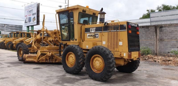 รถเกรดCat 140H S/N 2ZK7676