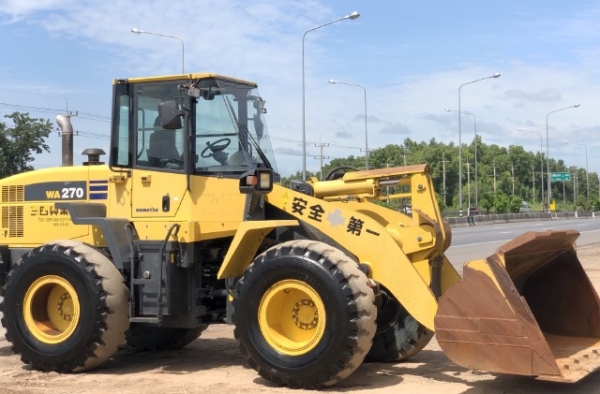 ขายรถตักล้อยาง KOMATSU WA270-6 ปี 2012 นำเข้าเองจากญี่ปุ่น สภาพสวยพร้อมใช้งาน มีVDOการทำงานครับ ขายรถตักล้อยาง KOMATSU WA270-6 ปี 2012 นำเข้าเองจากญี่ปุ่น สภาพสวยพร้อมใช้งาน มีVDOการทำงานครับ