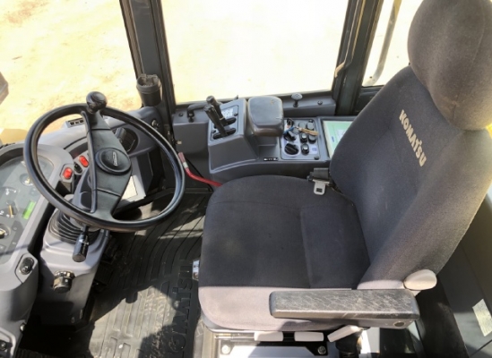 ขายรถตักล้อยาง KOMATSU WA270-6 ปี 2012 นำเข้าเองจากญี่ปุ่น สภาพสวยพร้อมใช้งาน มีVDOการทำงานครับ ขายรถตักล้อยาง KOMATSU WA270-6 ปี 2012 นำเข้าเองจากญี่ปุ่น สภาพสวยพร้อมใช้งาน มีVDOการทำงานครับ