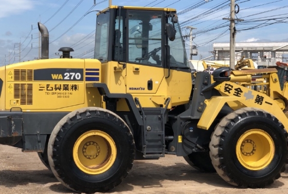 ขายรถตักล้อยาง KOMATSU WA270-6 ปี 2012 นำเข้าเองจากญี่ปุ่น สภาพสวยพร้อมใช้งาน มีVDOการทำงานครับ ขายรถตักล้อยาง KOMATSU WA270-6 ปี 2012 นำเข้าเองจากญี่ปุ่น สภาพสวยพร้อมใช้งาน มีVDOการทำงานครับ