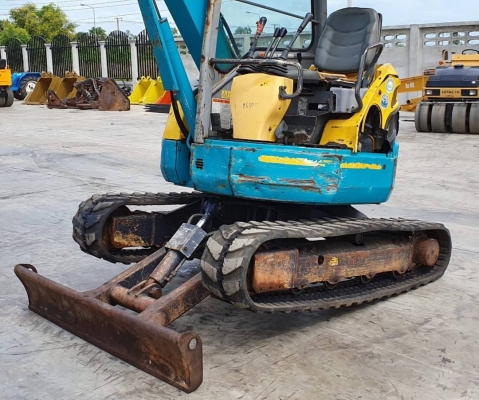 ขายด่วนรถแบคโฮคูโบต้าRX303รุ่นใหม่คอลโทลสั้นน้ำมันปั้มนิ้วดีเทียบเท่าPC30รถนอกสถาพดีพร้อมใช้เพิ่งนำเข้ามายังไม่เคยใช้งานในไทยเลย