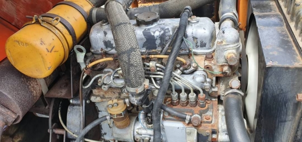 ขายด่วนรถแบคโคมิสซูHS30L3มิสซูเทียบเท่าPC30เครื่องมิสซู4สูบปั่มแรงรถนอกเพิ่งนำเข้ามาใหม่ยังไม่เคยใช้งานในเมืองไทยเลย