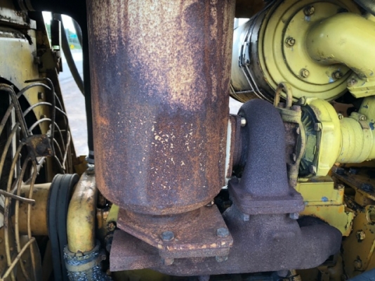 ขายรถดันดิน KOMATSU D40P-1 นำเข้าเองจากญี่ปุ่น สภาพสวยพร้อมใช้ มีVDOการทำงานครับ